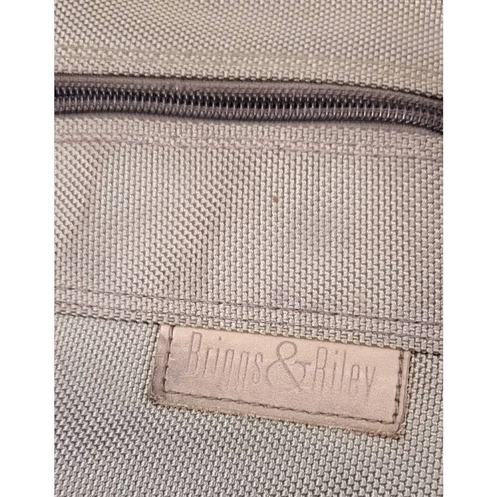 Briggs & Riley wardrobe bag